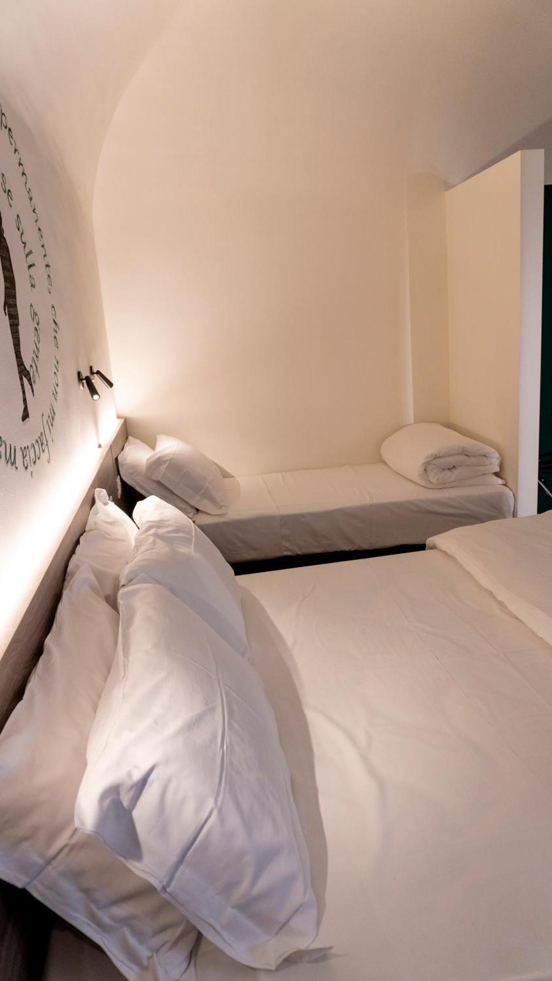 Notti D'Autore Suites CTA Exterior foto